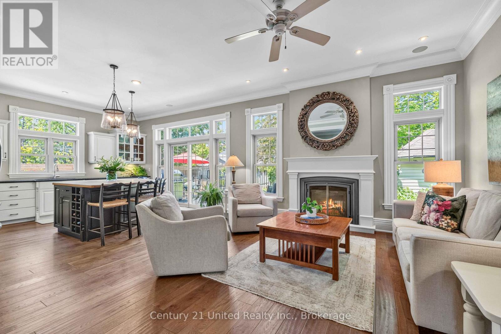 186 ABERDEEN AVENUE - 12