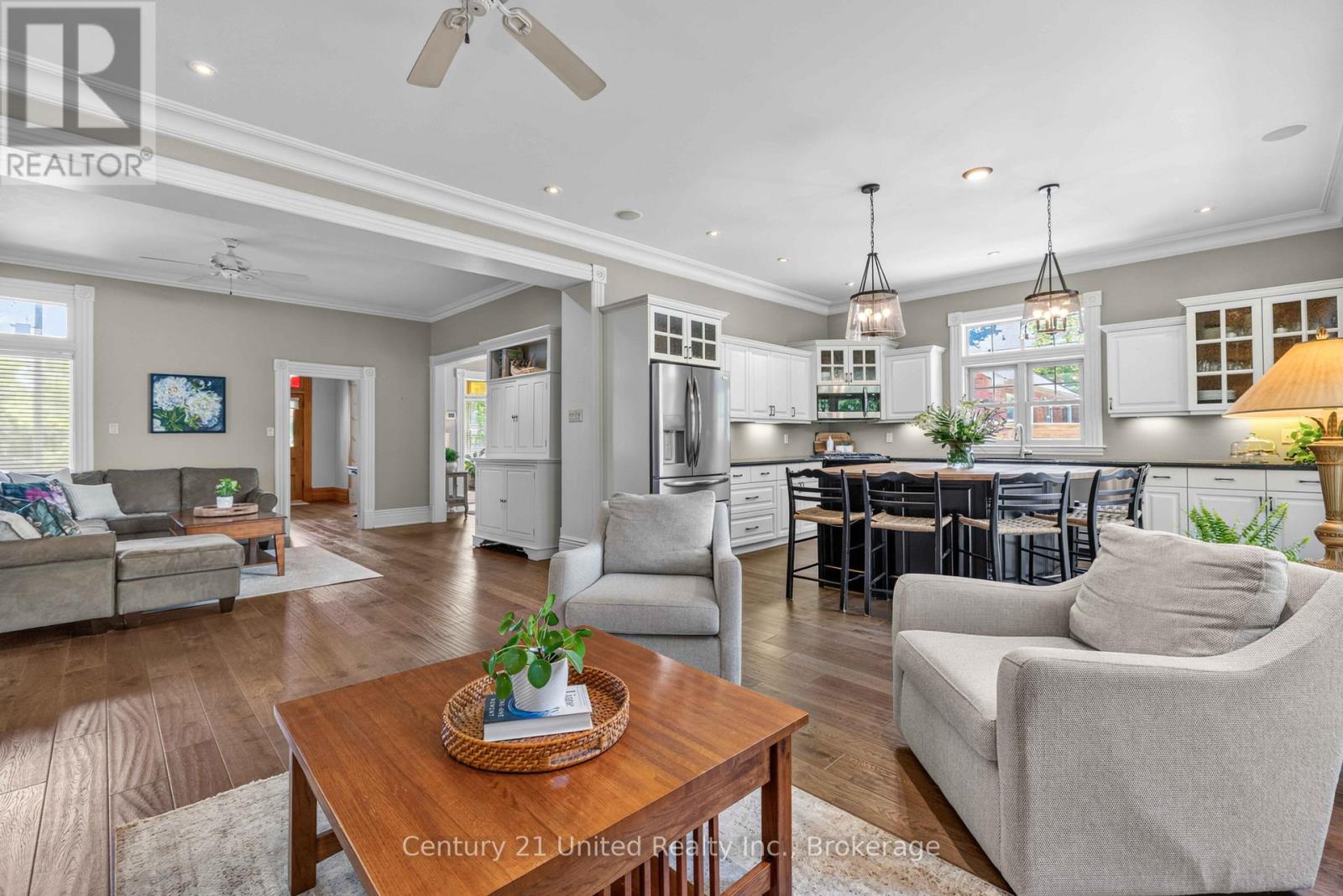 186 ABERDEEN AVENUE - 13