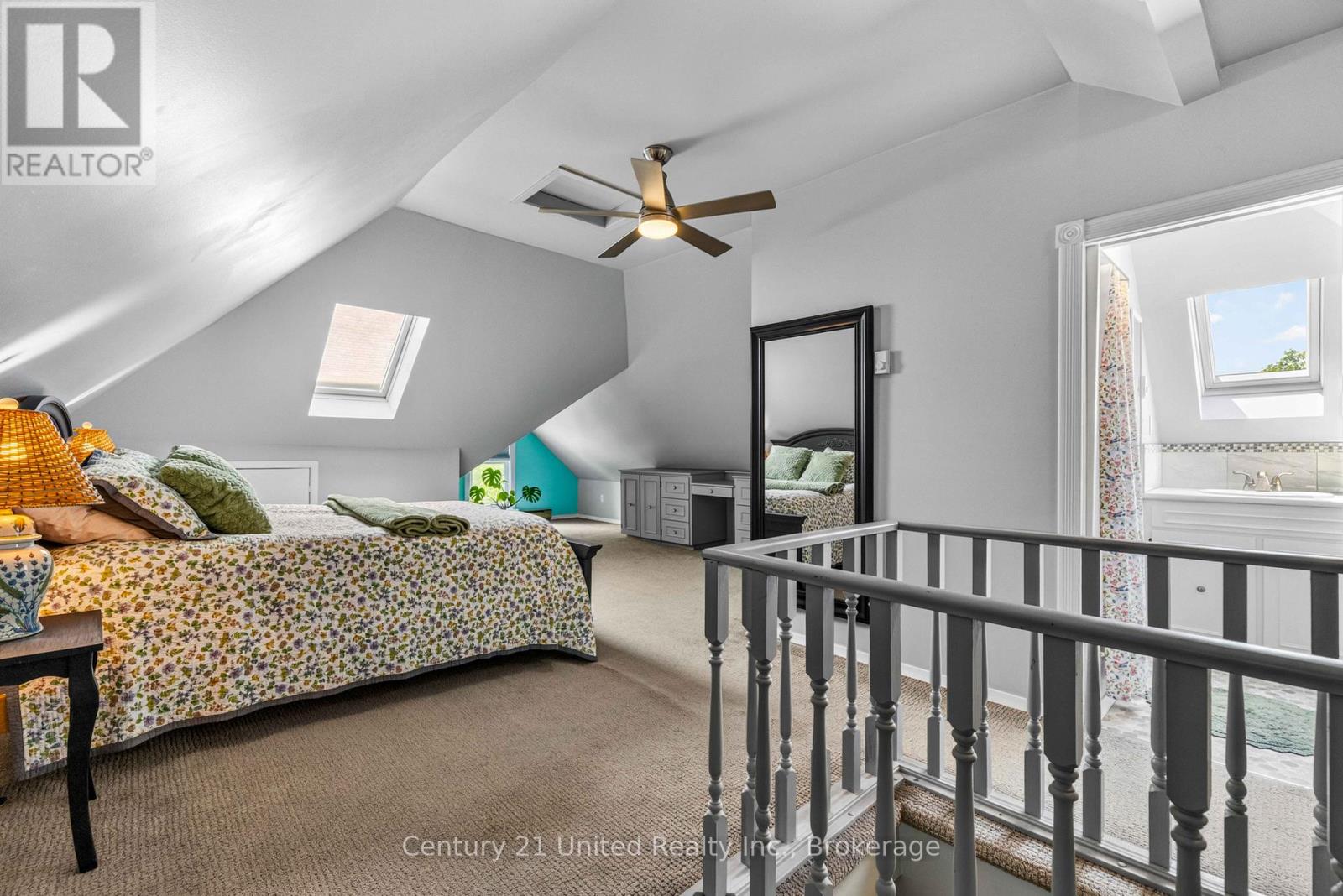 186 ABERDEEN AVENUE - 33