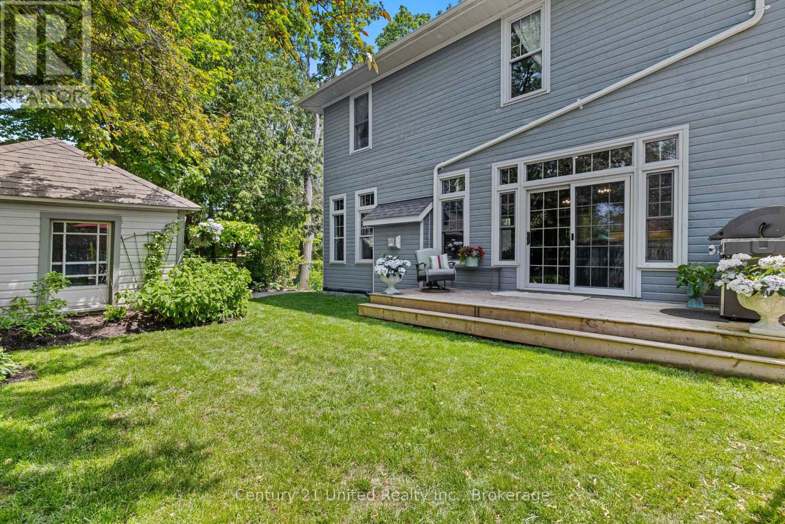 186 ABERDEEN AVENUE - 37