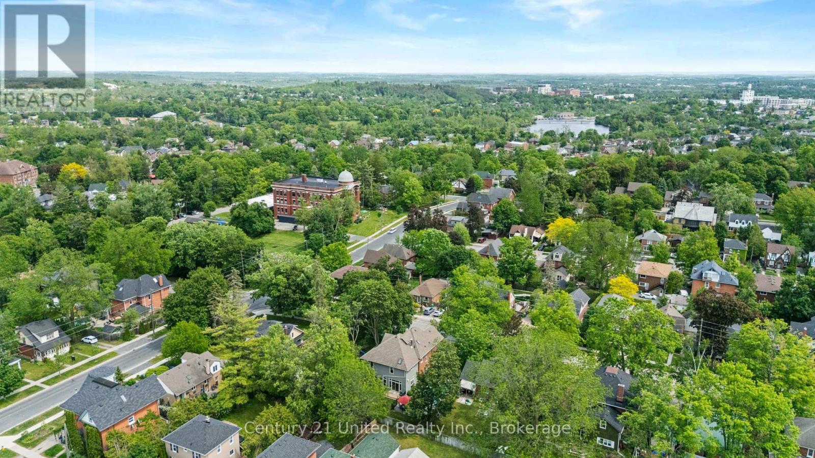 186 ABERDEEN AVENUE - 43