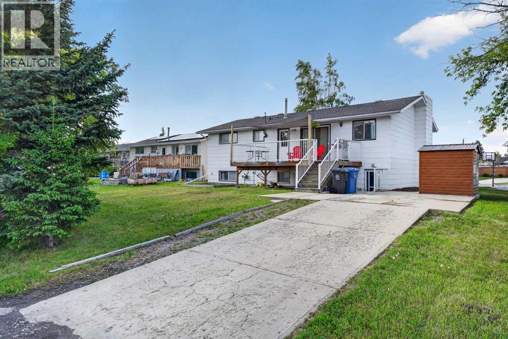 571 8 Street SE - photo 3