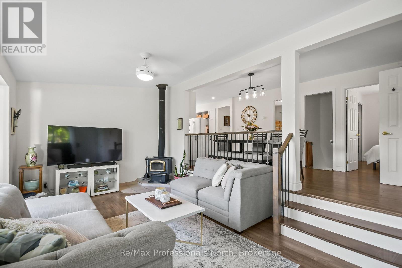 5 PINETREE ROAD - 17