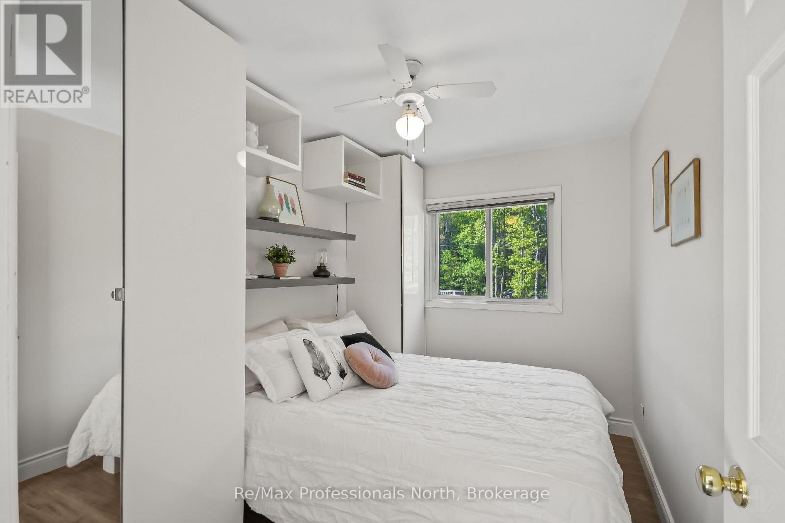 5 PINETREE ROAD - 21
