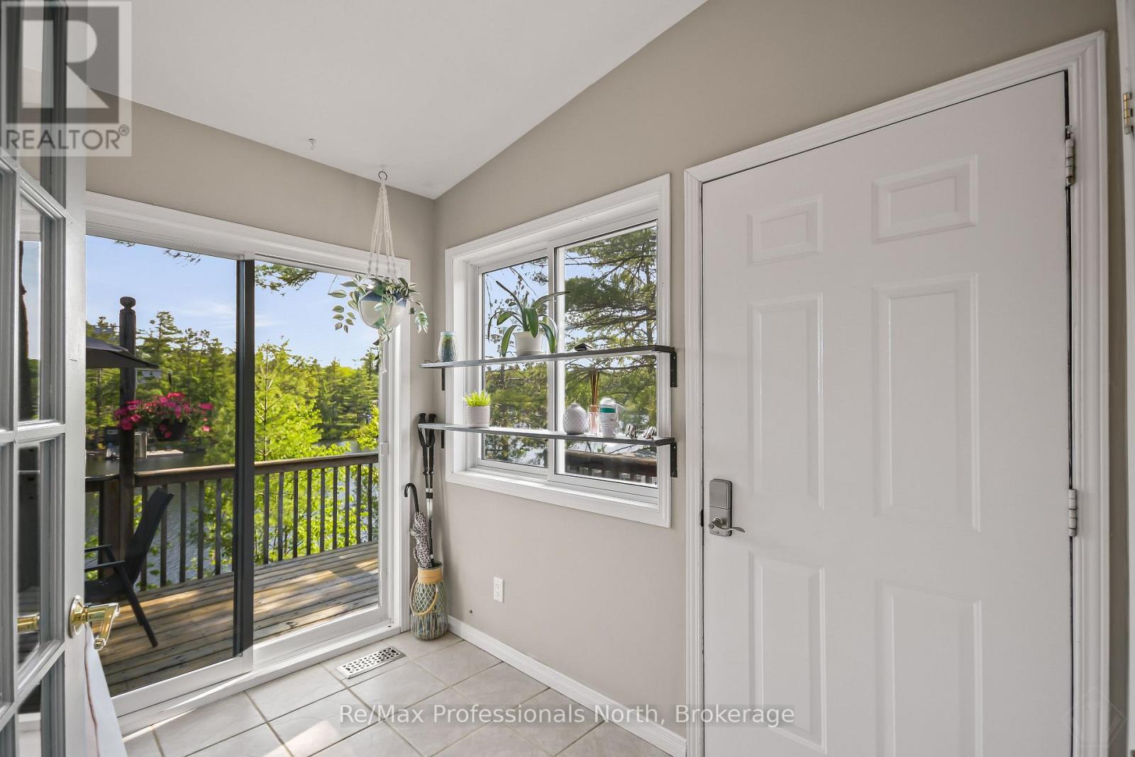 5 PINETREE ROAD - 3