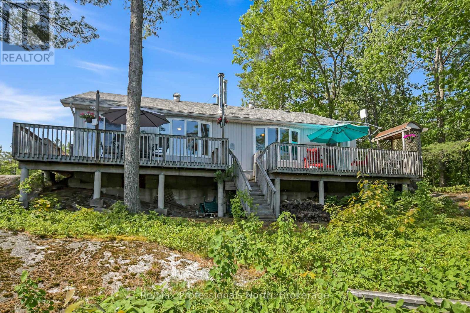 5 PINETREE ROAD - 35