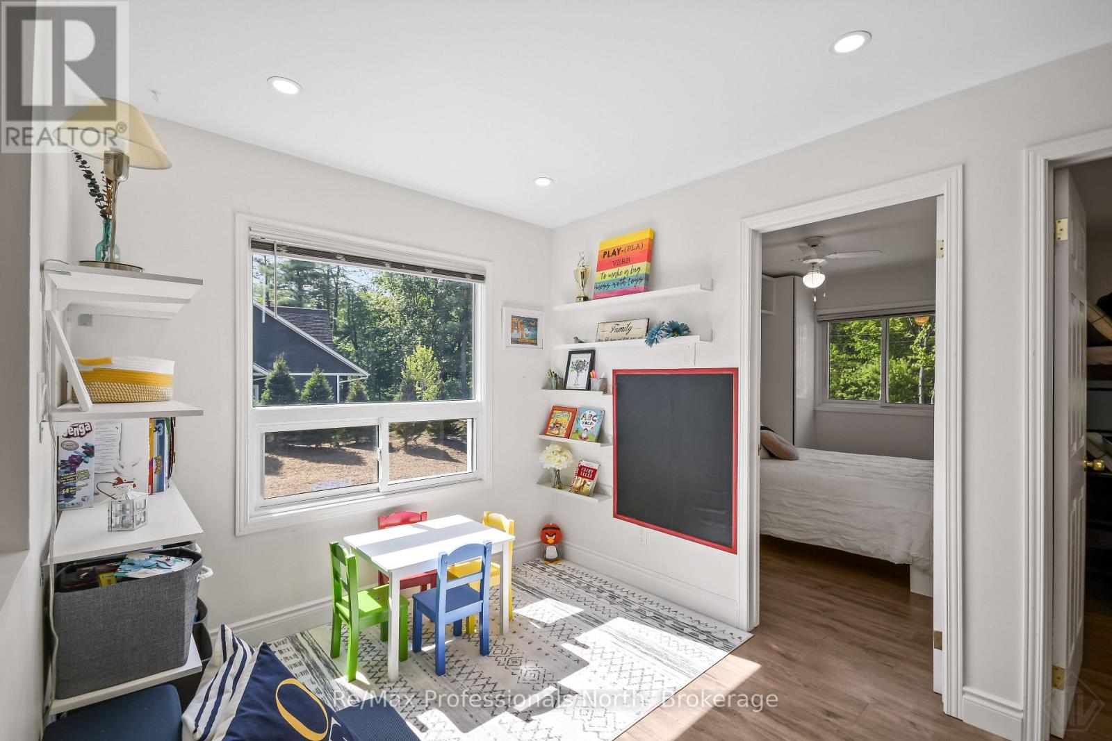 5 PINETREE ROAD - 8