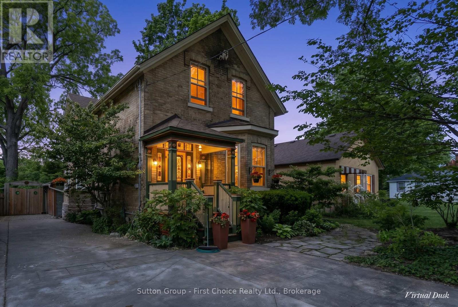 47 BRITANNIA STREET - 6