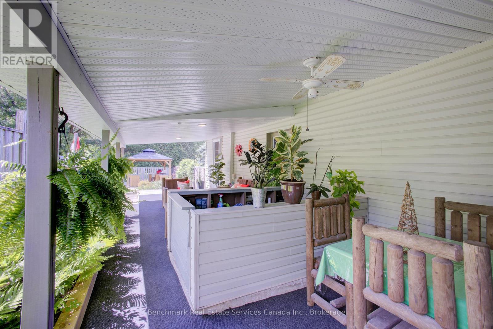 87 ST ANDREW STREET N - 23