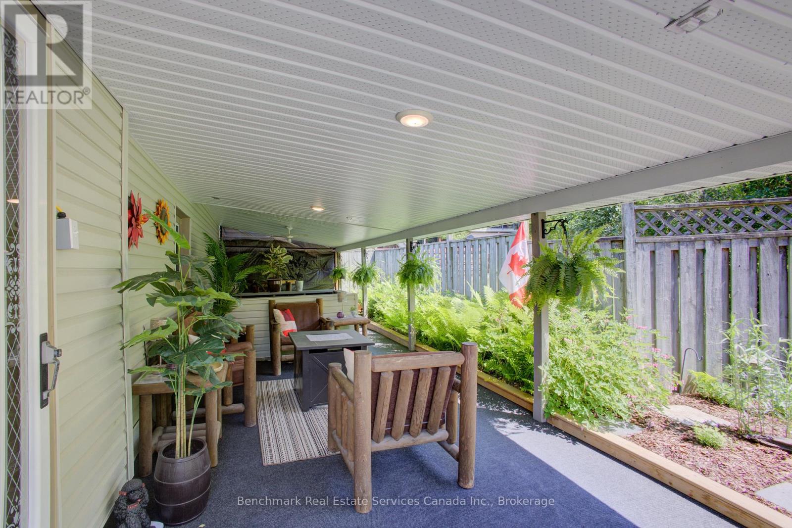 87 ST ANDREW STREET N - 25