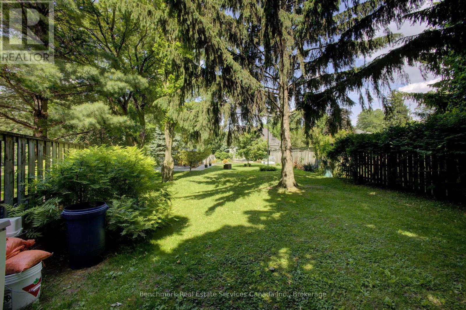 87 ST ANDREW STREET N - 31