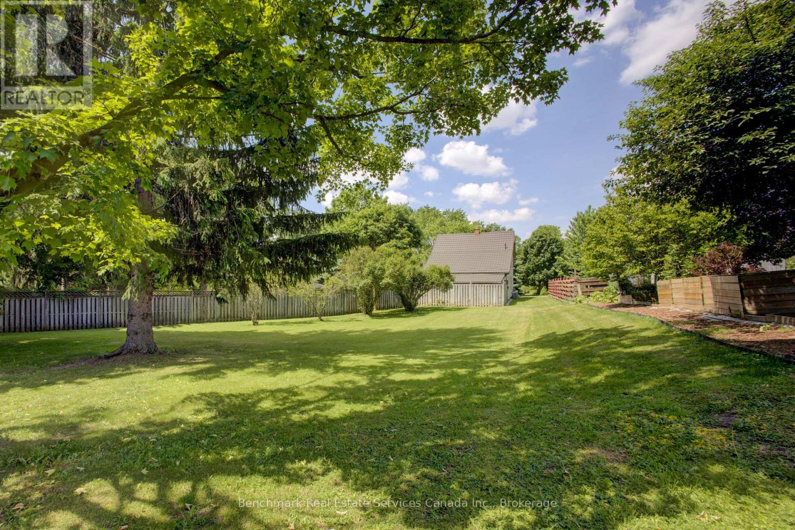 87 ST ANDREW STREET N - 34