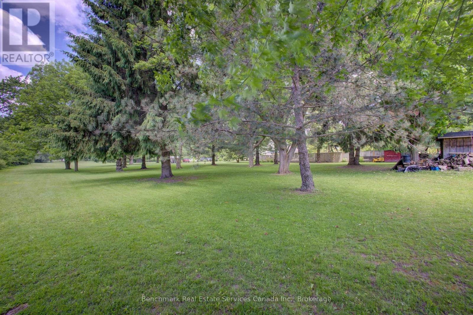 87 ST ANDREW STREET N - 37