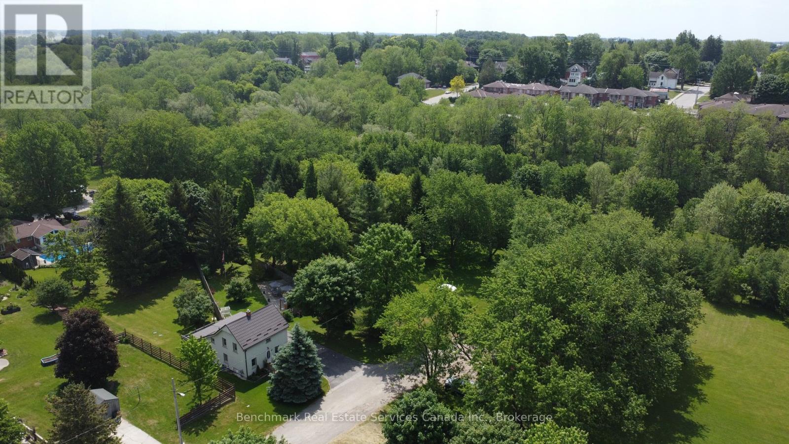 87 ST ANDREW STREET N - 42