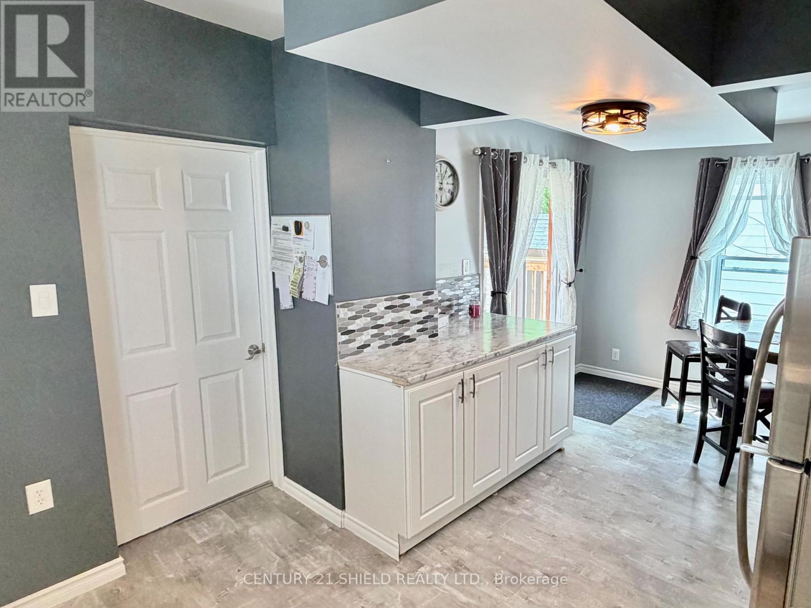 9 BERGIN AVENUE - 10