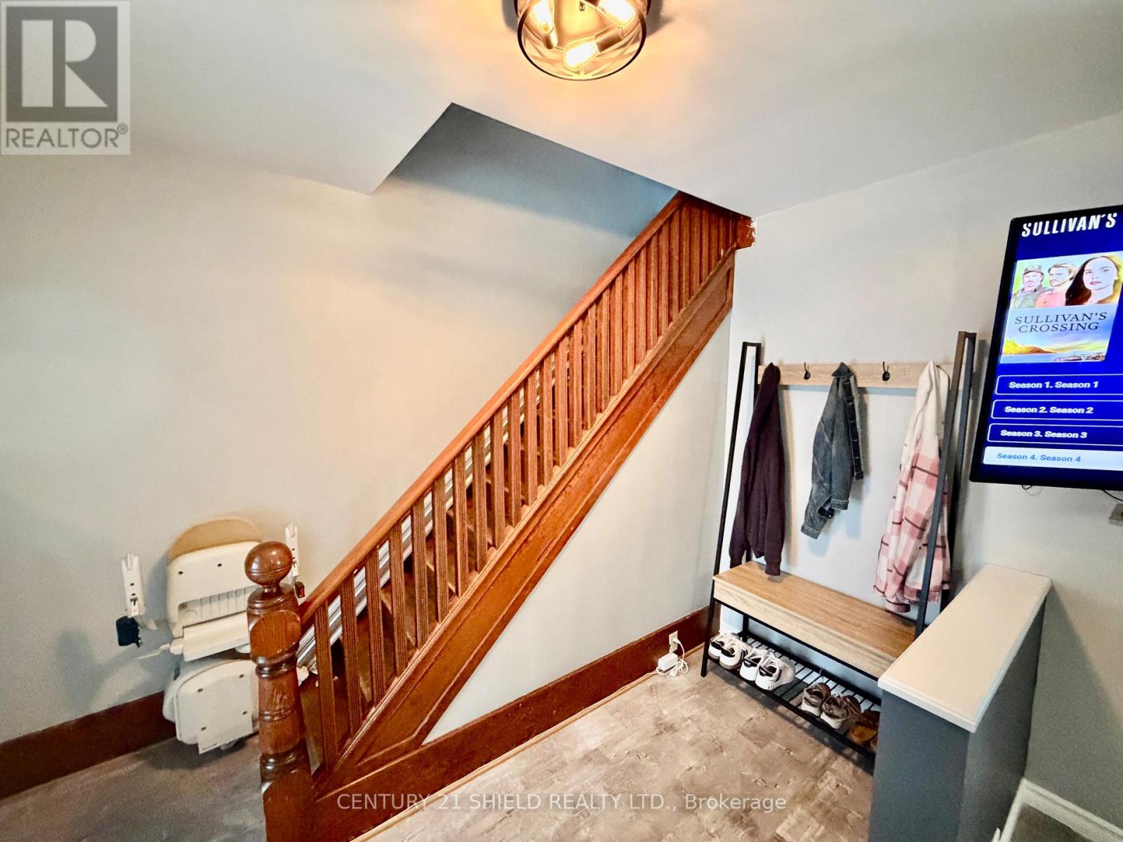 9 BERGIN AVENUE - 13