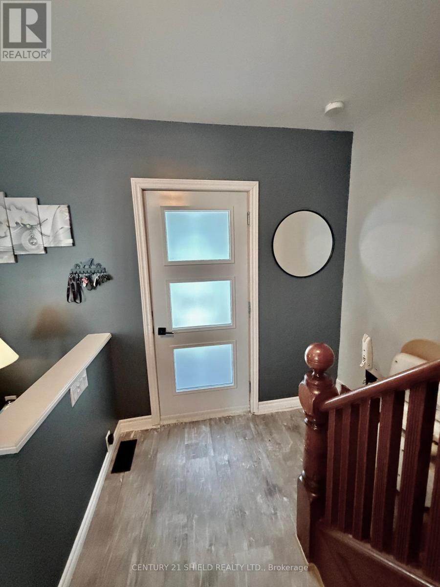 9 BERGIN AVENUE - 2