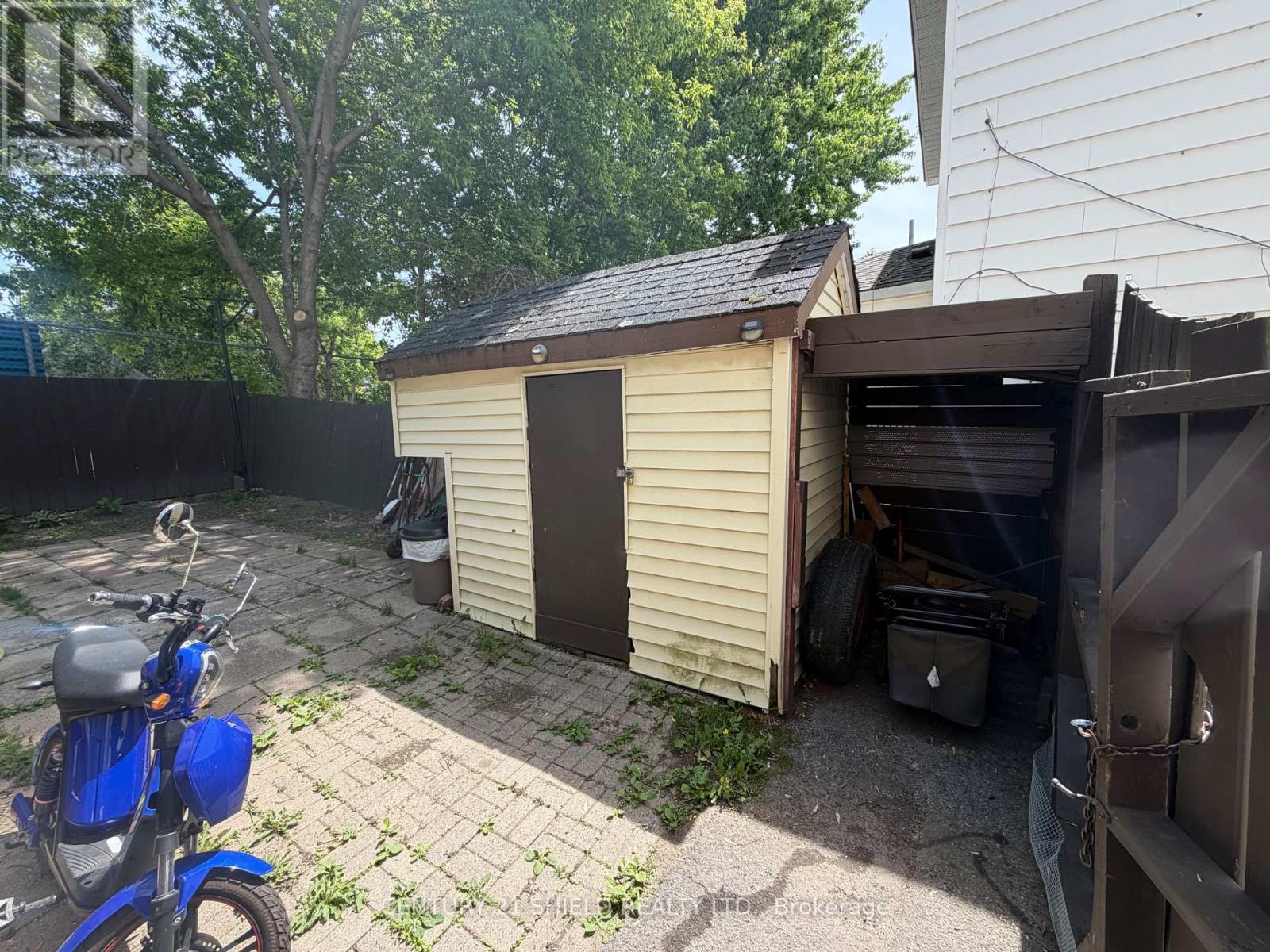 9 BERGIN AVENUE - 23