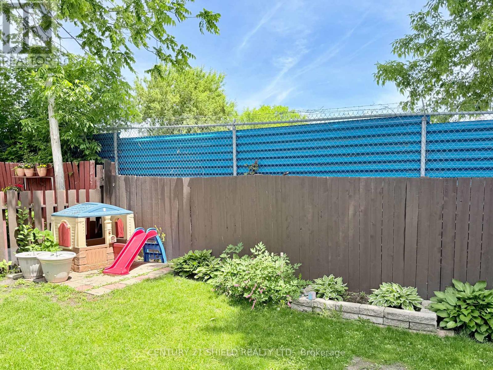 9 BERGIN AVENUE - 24