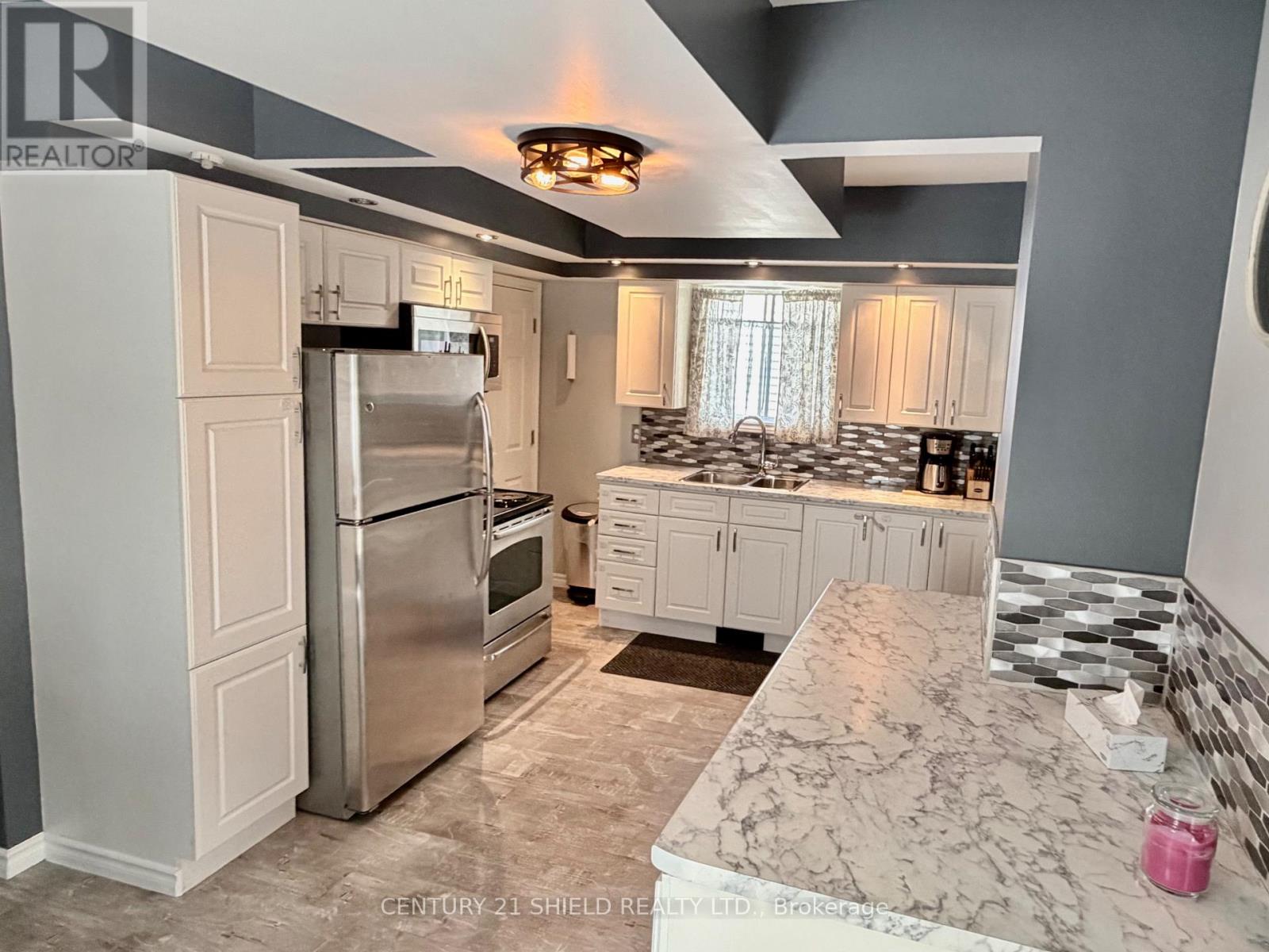 9 BERGIN AVENUE - 8