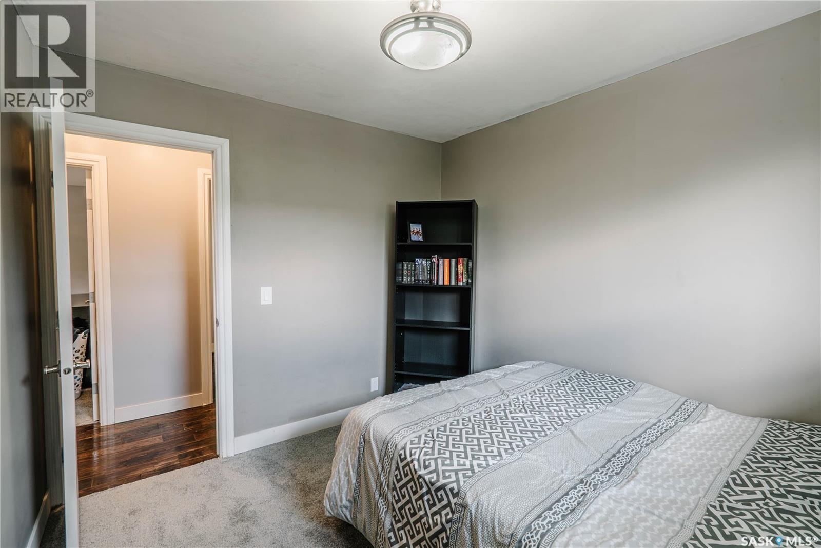 335 Thain CRESCENT - 12