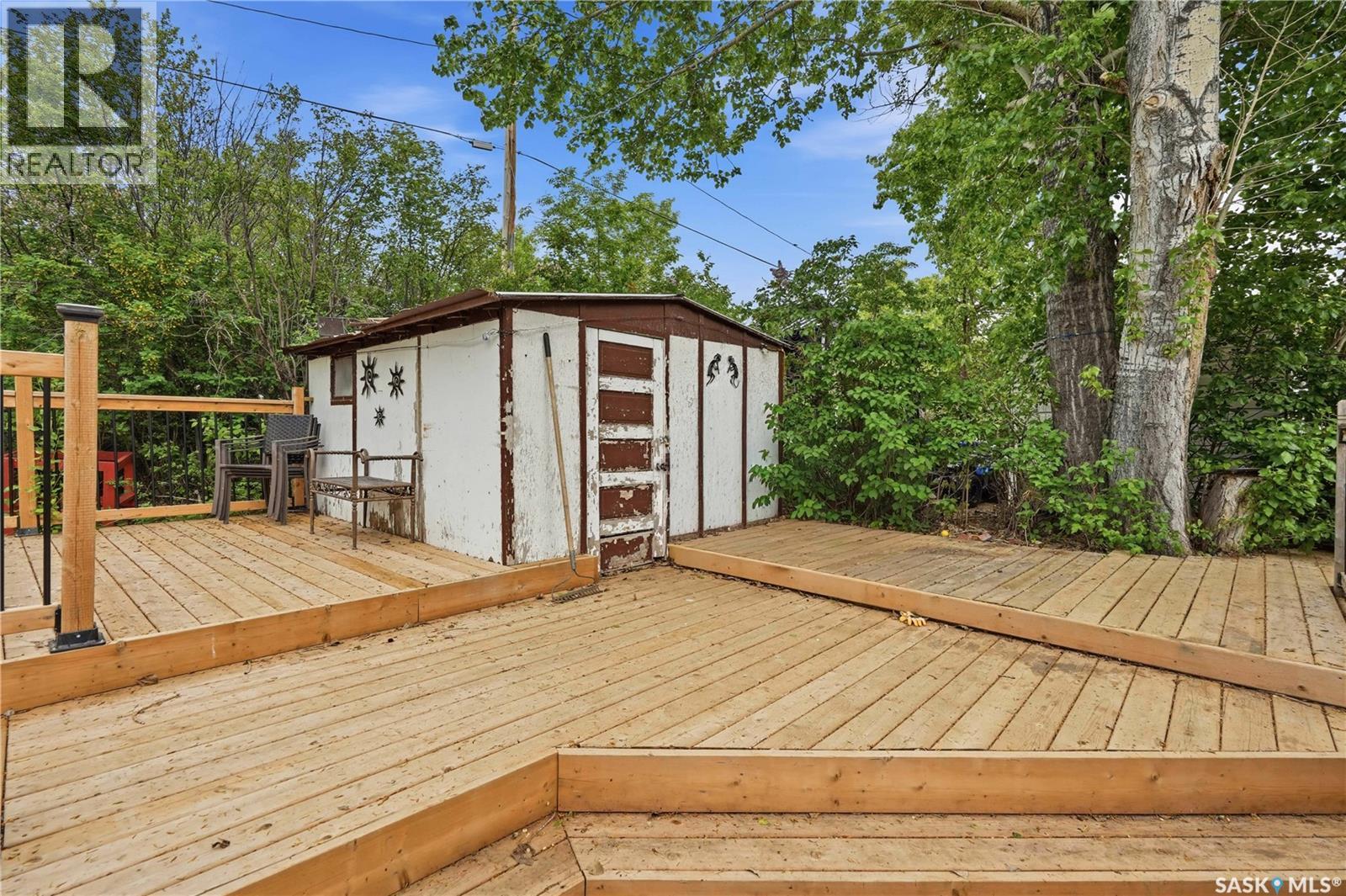409 SILTONIA AVENUE — photo 9