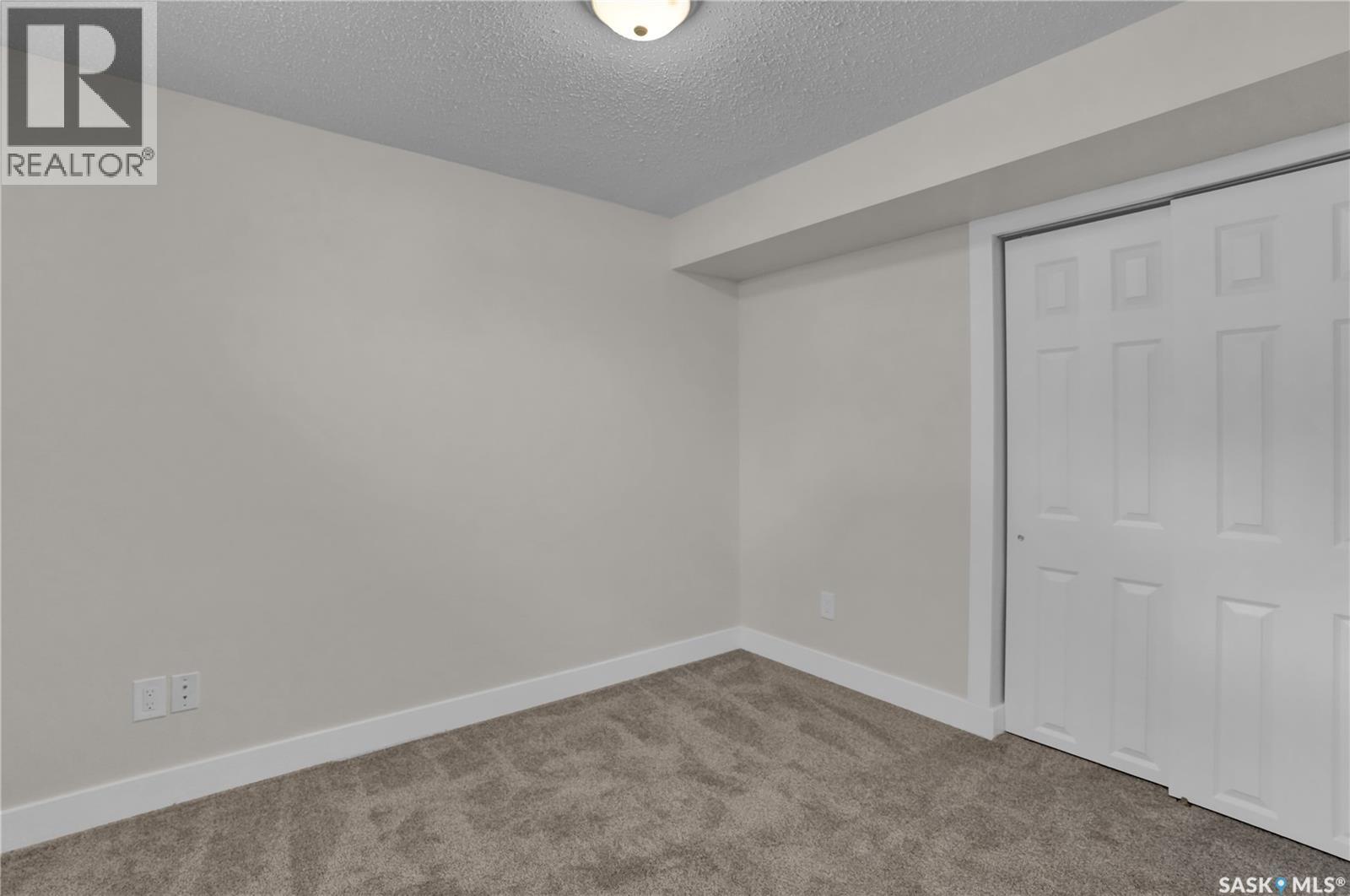 4049 Garnet STREET — photo 25