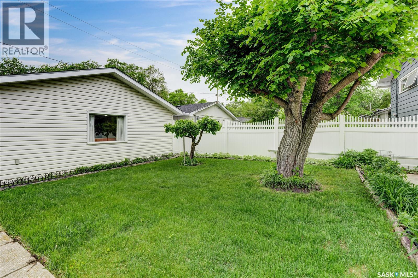 4049 Garnet STREET — photo 34