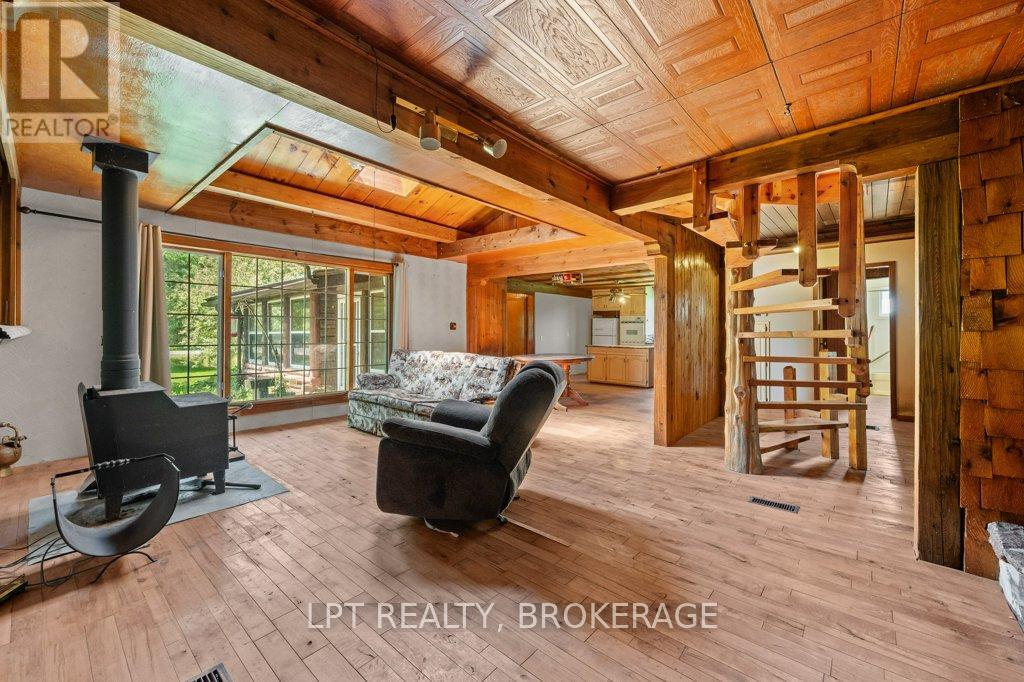 4342 HENDERSON ROAD - 11