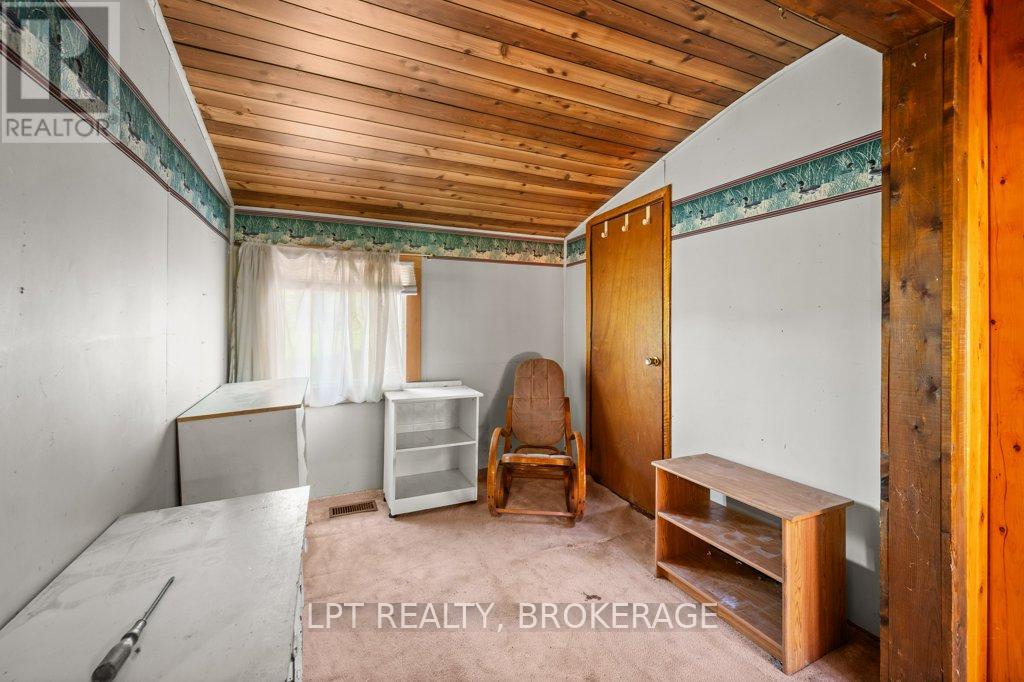 4342 HENDERSON ROAD - 17