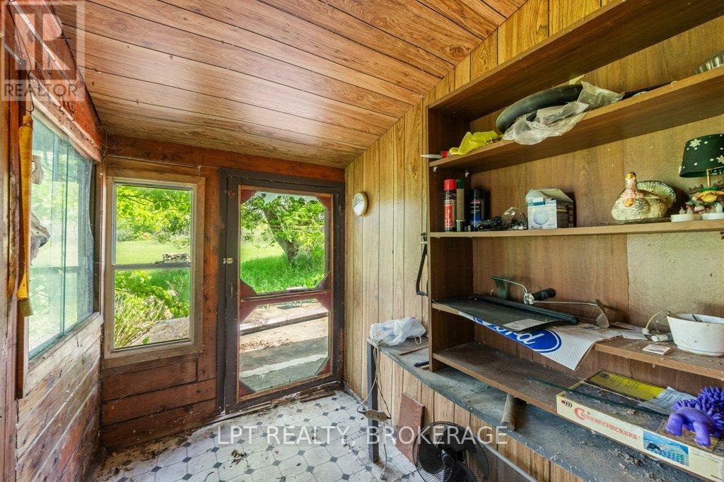 4342 HENDERSON ROAD - 20