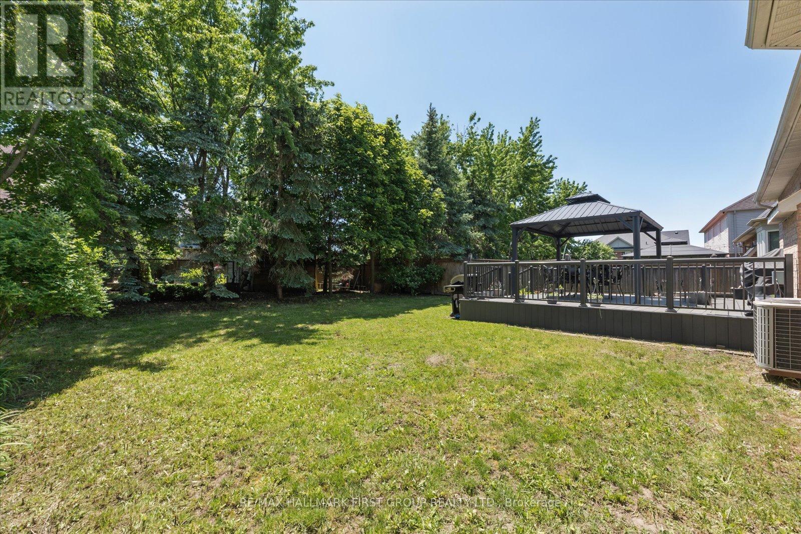 165 NORTHERN DANCER DRIVE - 28