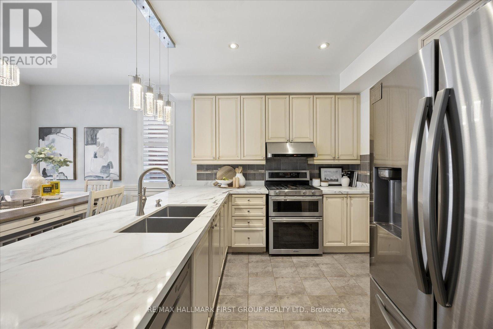 165 NORTHERN DANCER DRIVE - 8