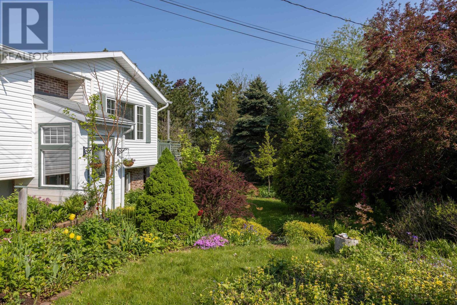 19 Marjorie Crescent - 41