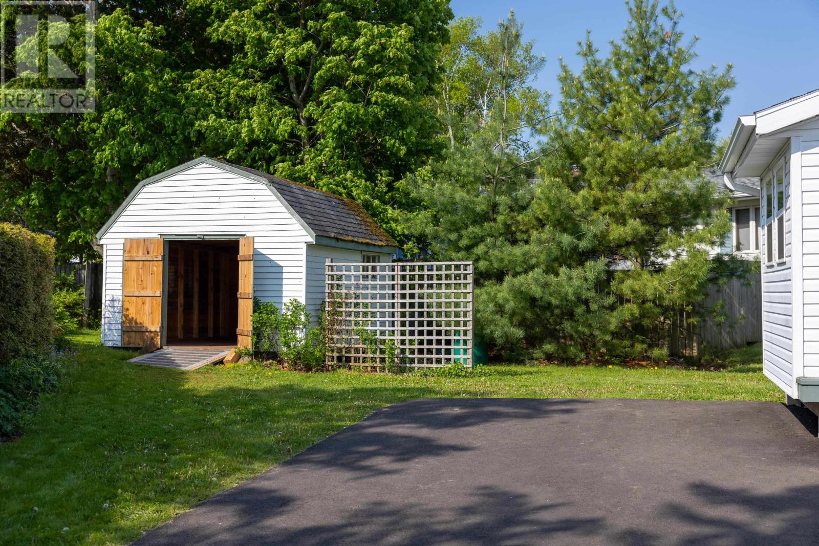 19 Marjorie Crescent - 43