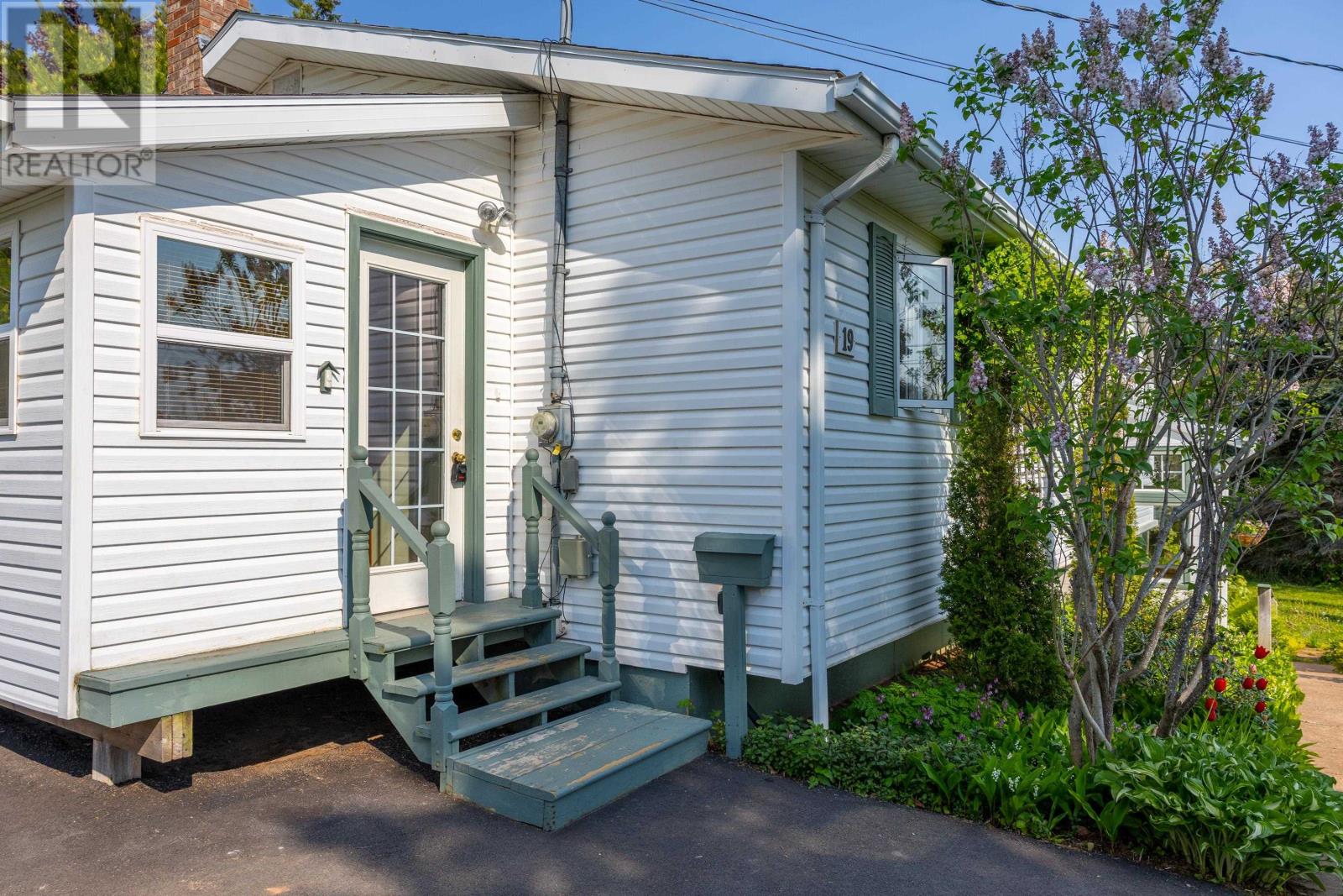 19 Marjorie Crescent - 5