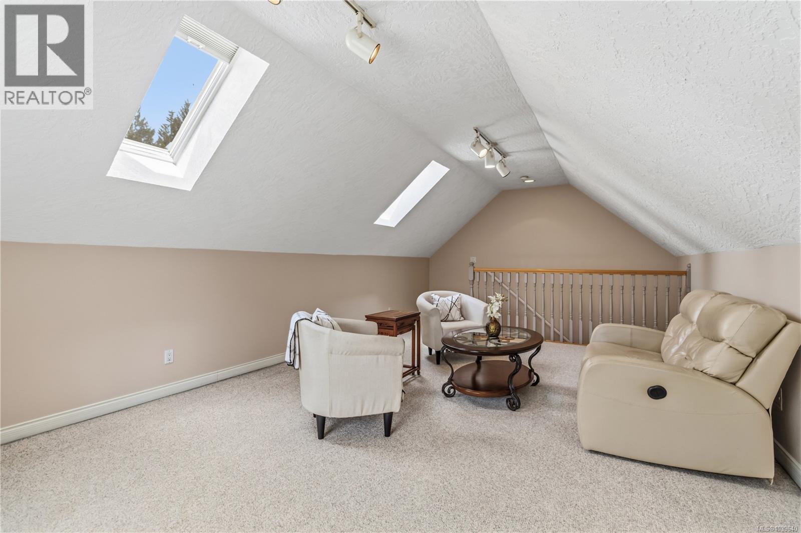 2439 Galland Rd - 35