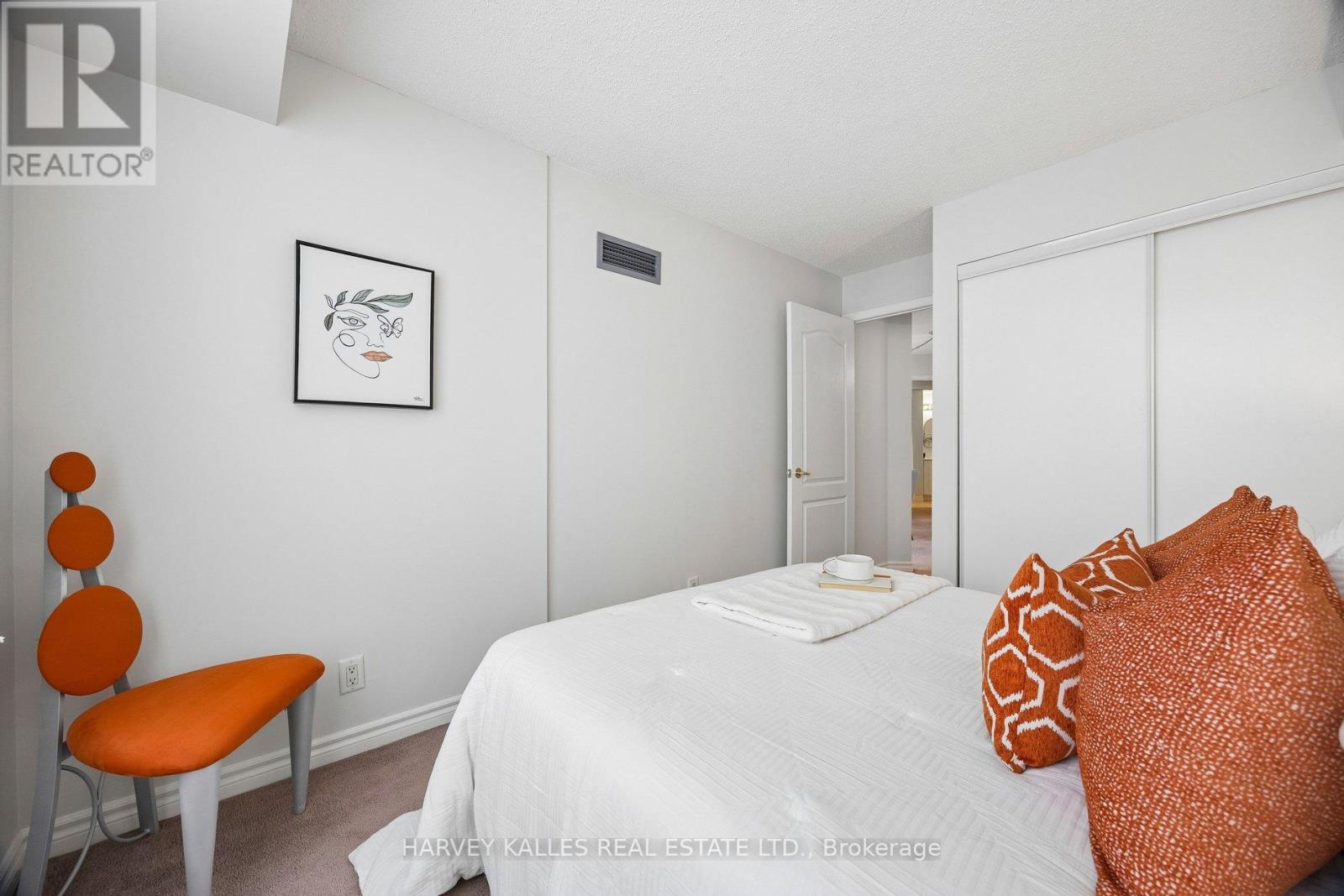 #302 745 NEW WESTMINSTER DRIVE - 30
