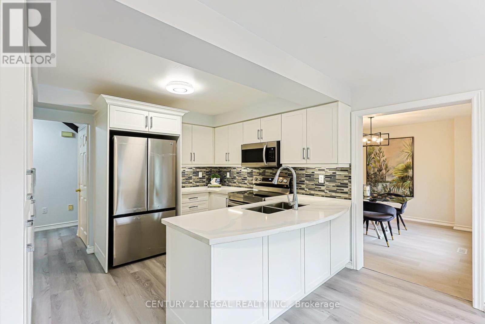 599 SANDFORD STREET - 11