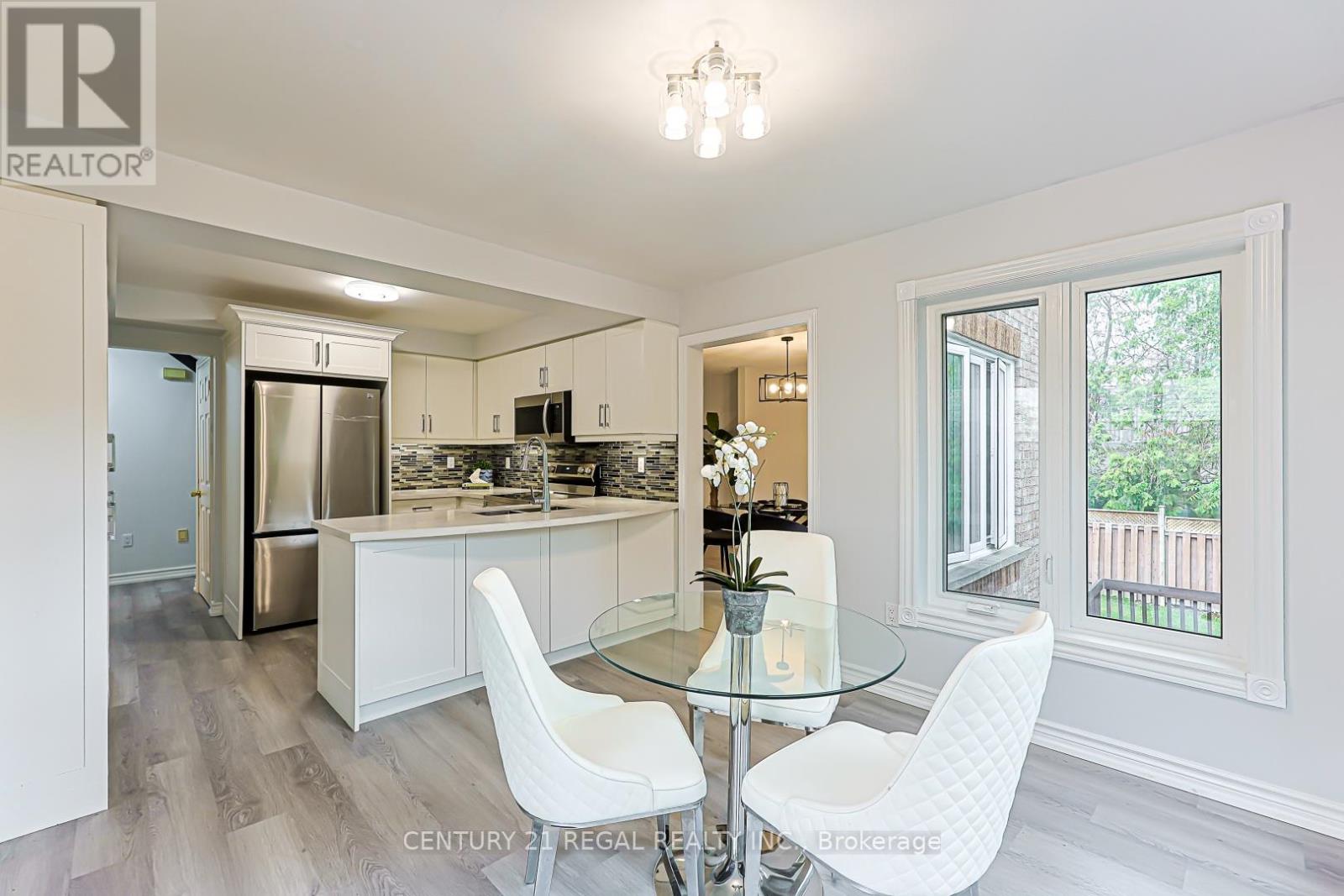 599 SANDFORD STREET - 13