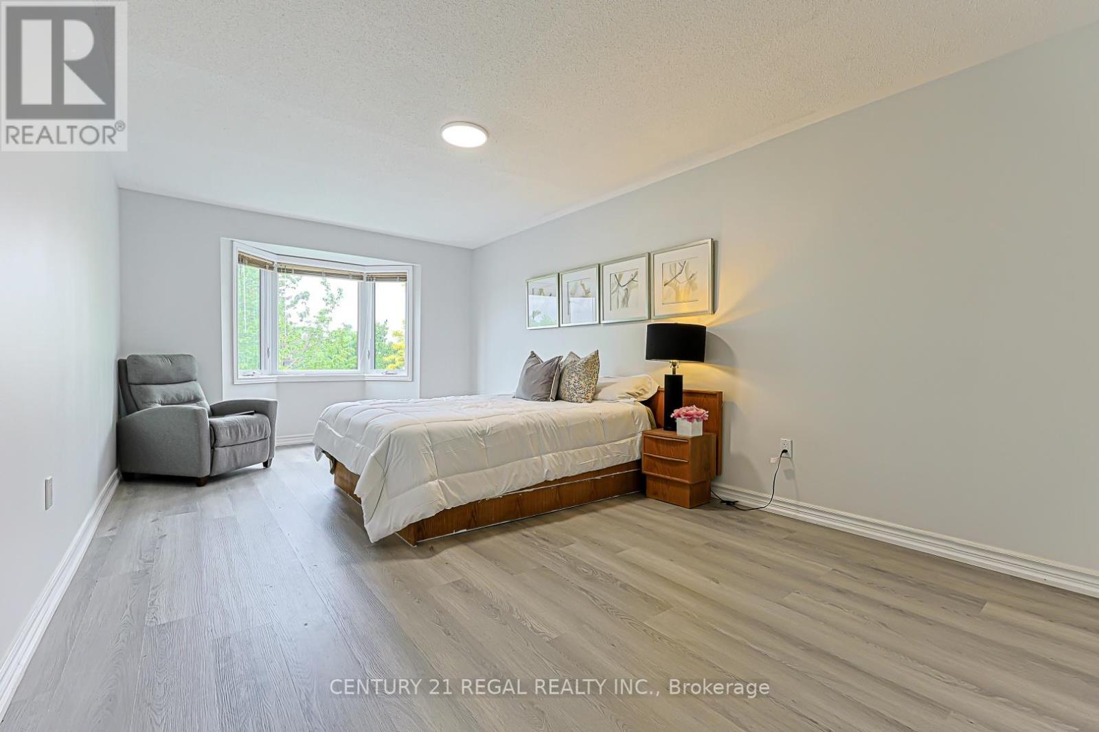 599 SANDFORD STREET - 18
