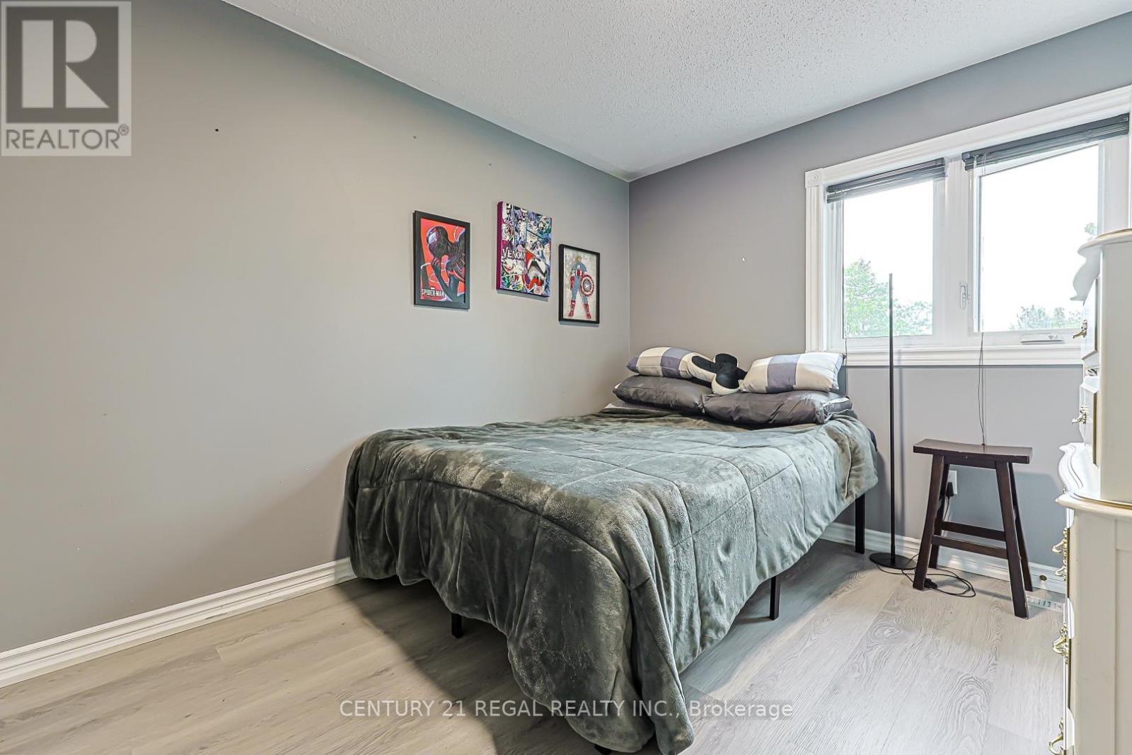 599 SANDFORD STREET - 24