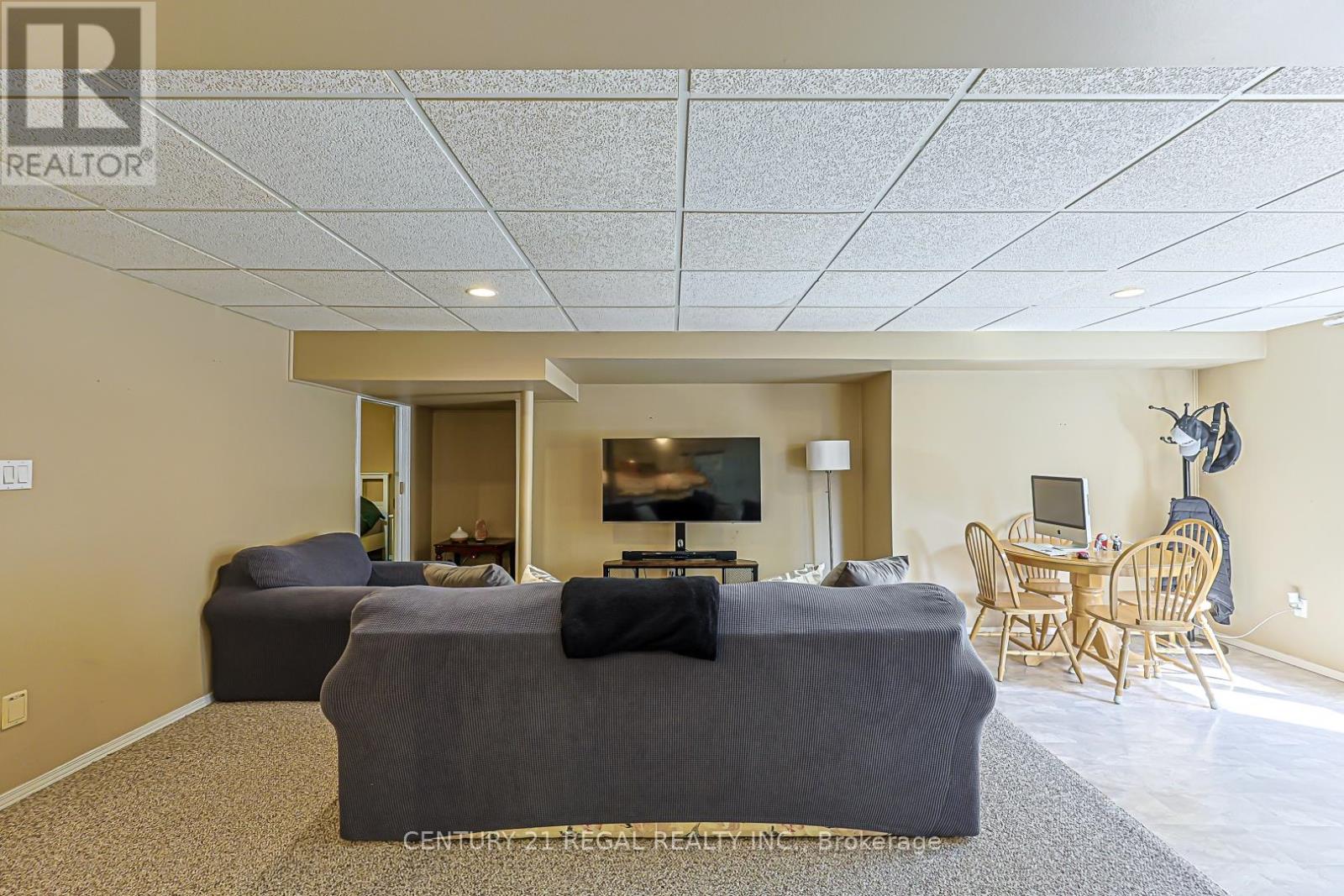 599 SANDFORD STREET - 31