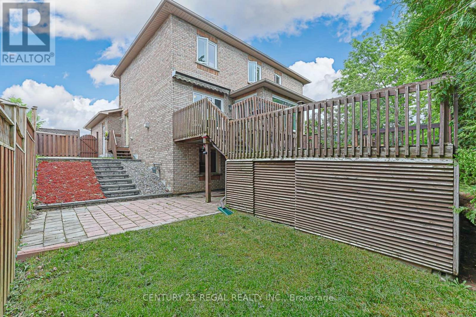 599 SANDFORD STREET - 36