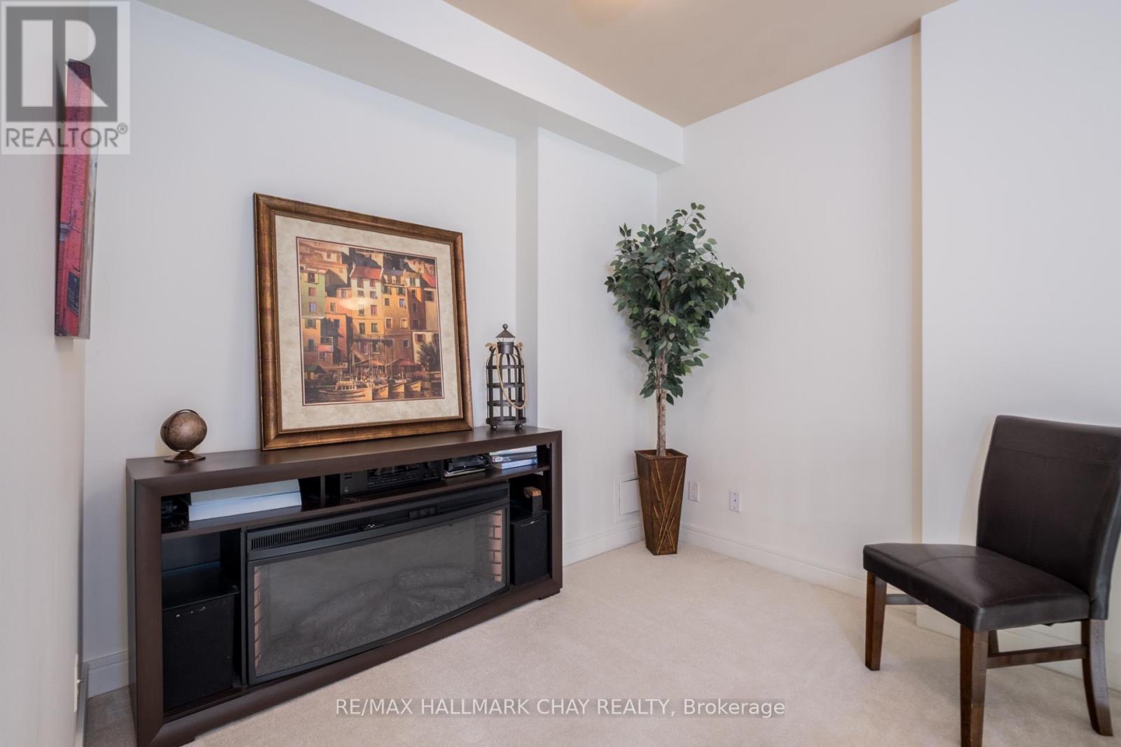 #310 2 TORONTO STREET - 14
