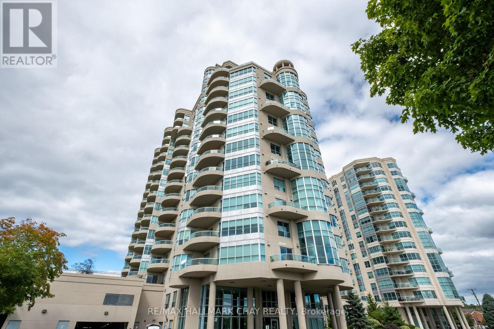 #310 2 TORONTO STREET - 26