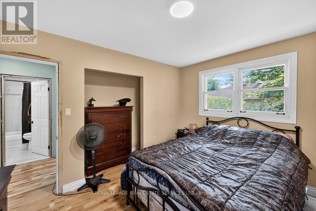 211 MCCREA DRIVE - 11