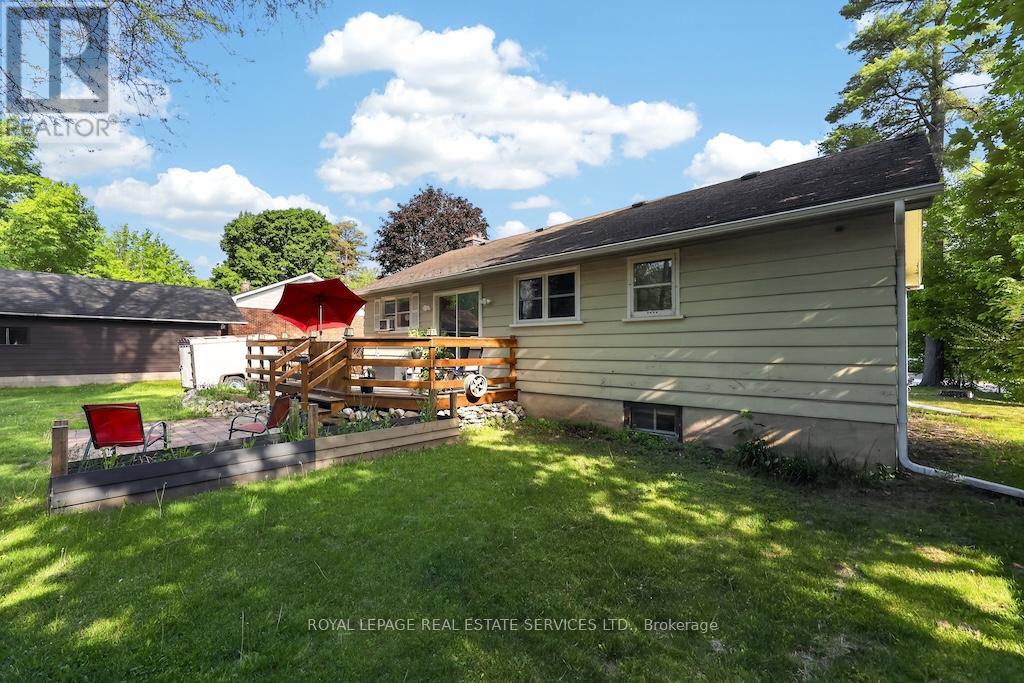 211 MCCREA DRIVE - 26