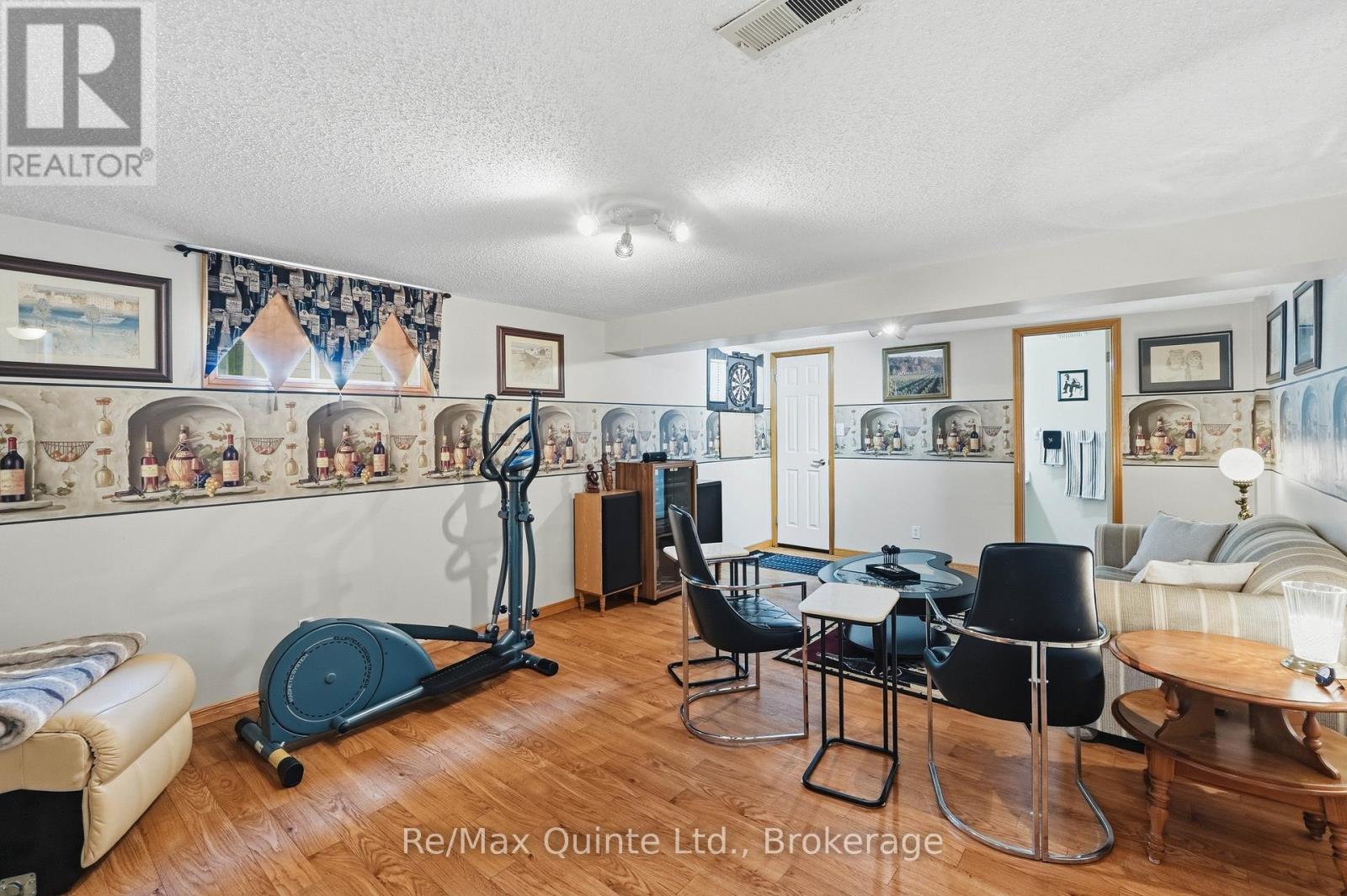 97 PARKVIEW HEIGHTS - 25