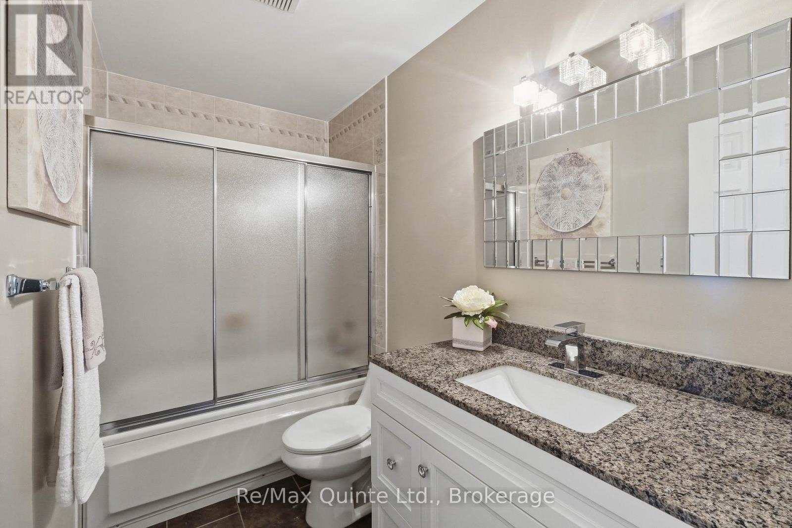 97 PARKVIEW HEIGHTS - 23